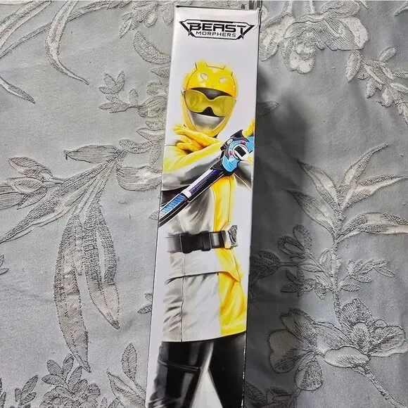Power Rangers Lightning Collection Beast Morphers Yellow Ranger NIB - Picture 4 of 6